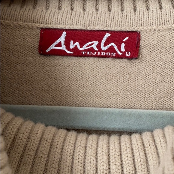 Anahi Tejidos Sweater Poncho made in Ecuador - Picture 8 of 8